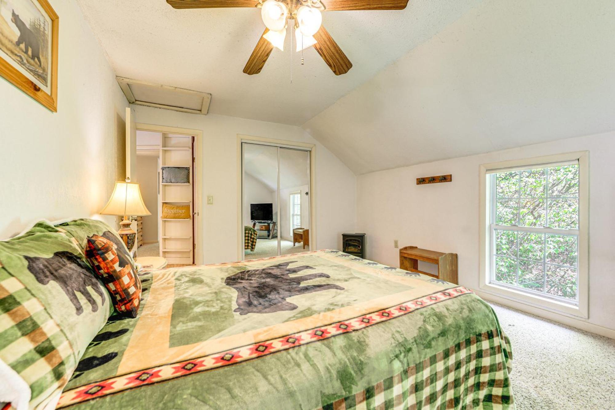 Bryson City Cottage With Hot Tub And Waterfall Views! Экстерьер фото