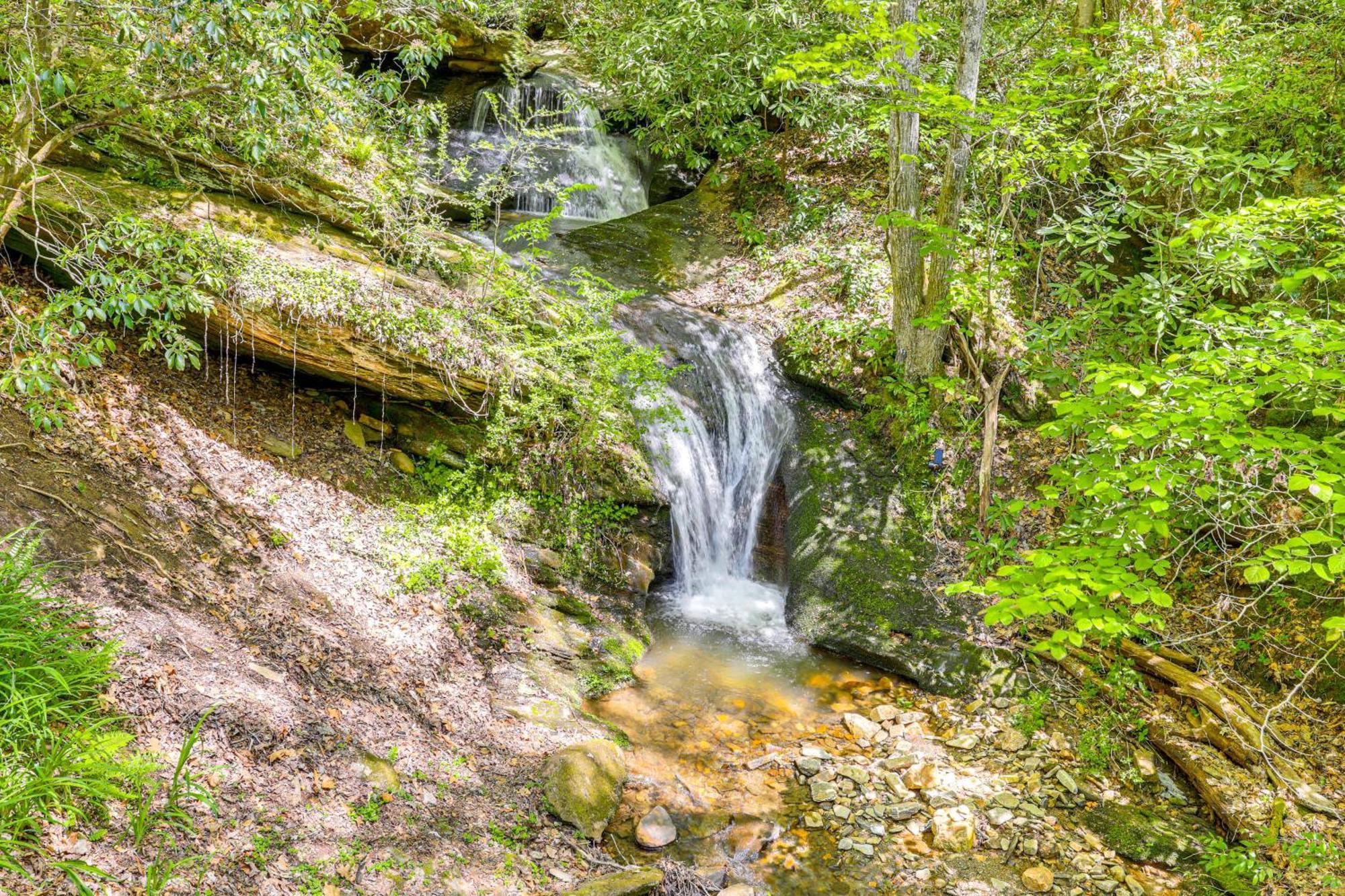 Bryson City Cottage With Hot Tub And Waterfall Views! Экстерьер фото